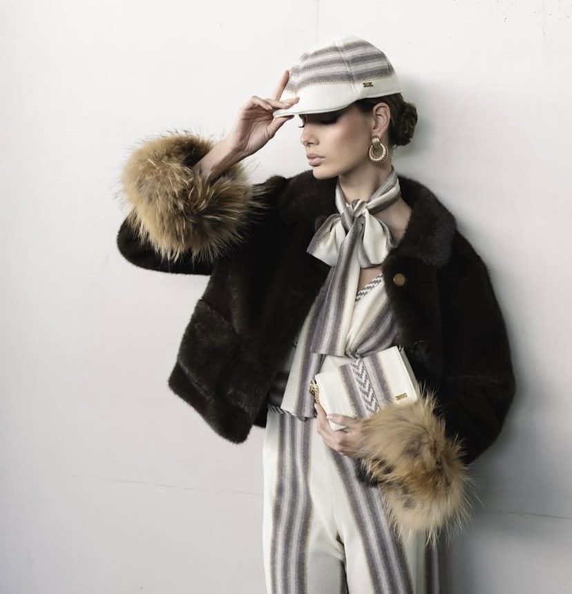Eco Pelliccia cod. 4324023 Pho Firenze